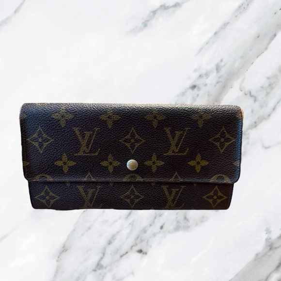 Louis Vuitton Handbags - Louis Vuitton Authentic Monogram Porte Tresor International Wallet Brown Canvas